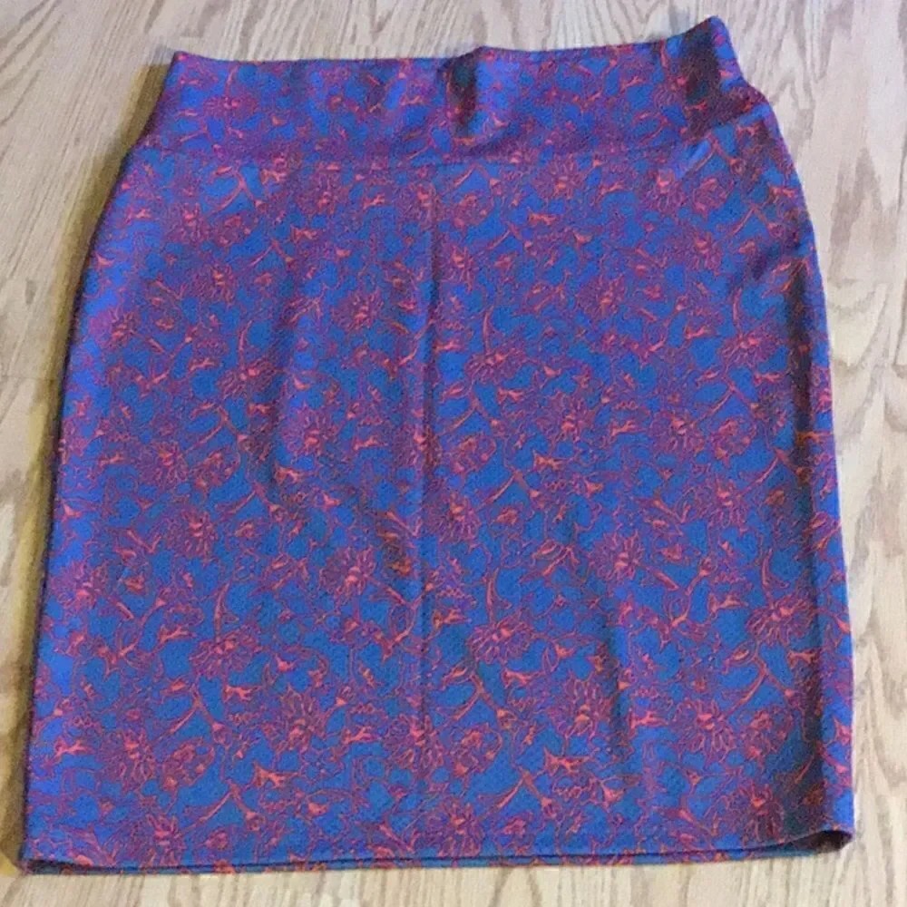 NWOT LULAROE CASSIE skirt in bluish gray & pink in size XL